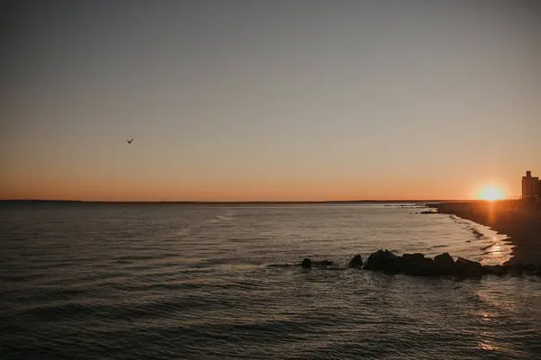 Hora Noite Praia Areia Onda Oceânica Céu Crepúsculo — Fotografia de Stock