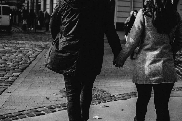 Casal Feliz Rua Noite — Fotografia de Stock