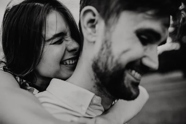 Young Couple Love Walking Hugging Meadow Black White Photo — Stock Photo, Image