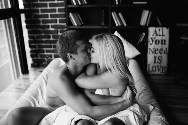 Black White Photo Young Couple Love — Stock Photo, Image