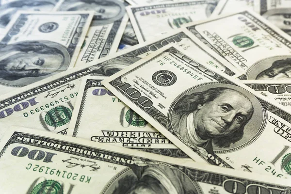 Yüz Dolarlık Banknotlar Yığını Dolarları Kapatın — Stok fotoğraf