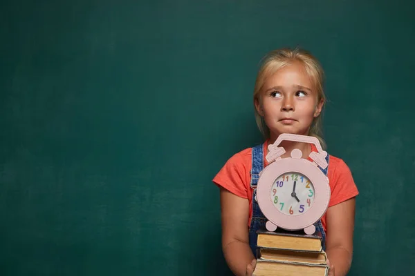 Enfant en classe — Photo