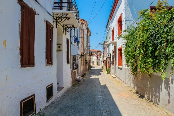 Uma Pequena Rua Ayvalik Balikesir Turquia — Fotografia de Stock