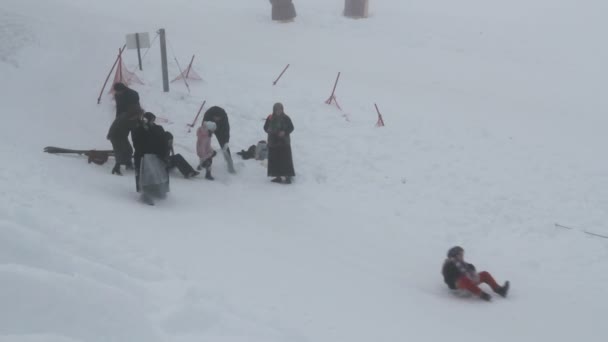 Uludag Bursa Turquia Janeiro 2019 Uludag Ski Resort Pessoas Esquiando — Vídeo de Stock
