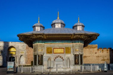 Sultanahmet, Istanbul / Türkiye - 19 Şubat 2019: üçüncü Ahmed Fountain