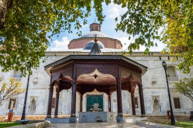 Bursa Yesil Cami Camii dış görünümü