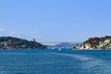 İstanbul Boğazı ve deniz manzarası yaz güneşli bir günde