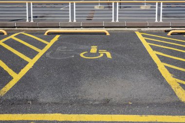 Engelli park alanı, engelli işareti