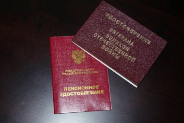 Emeklilik kimliği, Gaziler belge karanlık bir arka plan üzerinde ..