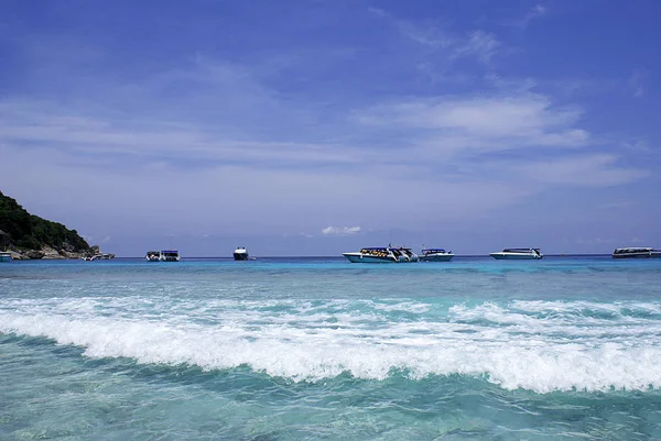 Île Dans Océan Thaïlande Yachts Bateaux — Photo