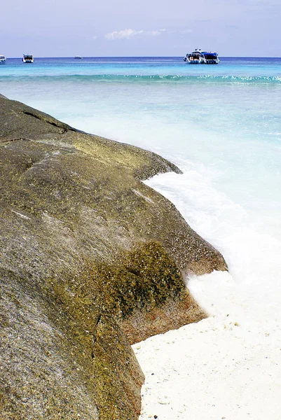 Tropikalne Wyspa Tajlandii Ocean Kamienie — Zdjęcie stockowe