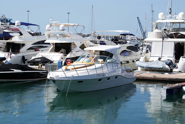 Yachts Boats Pier Seaport — Stock Photo, Image