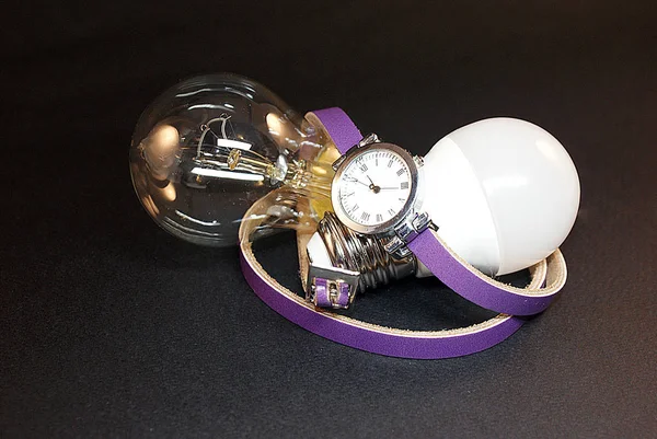 Lampada Elettrica Orologio Simbolo Del Tempo — Foto Stock