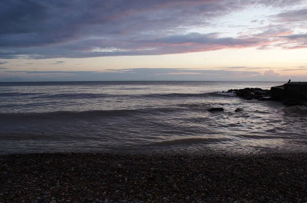 Coucher Soleil Sur Mer Beaux Nuages Fond — Photo