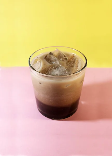 Eiskaffee Mit Milch Glas Eiswürfel — Stockfoto