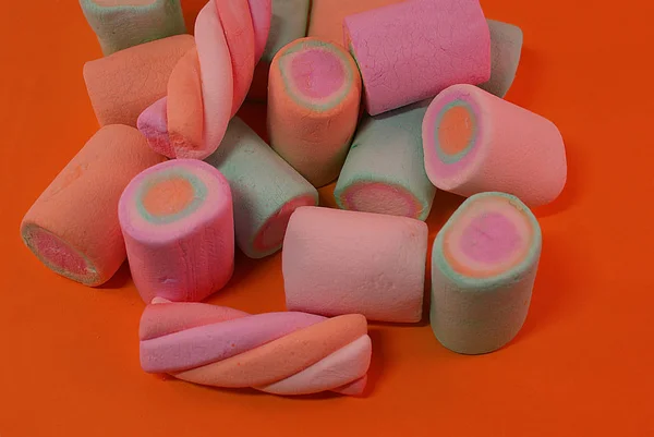 Close Marshmallows Coloridos Pastel Fundo Brilhante — Fotografia de Stock