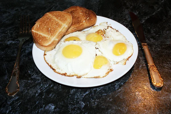 Gebakken Eieren Broodrooster Ontbijt — Stockfoto
