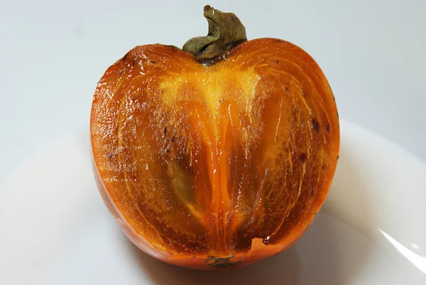 Fruto Caqui Naranja Maduro Aislado Sobre Fondo Blanco — Foto de Stock