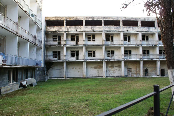 Edificio Arruinado Abandonado Ruinas Vista — Foto de Stock