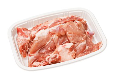 Domuz eti omurga kemik derin Odak yığma görüntü, biyolojik olarak parçalanabilen plastik tepsisinde çorba pentool yolun ekleyin