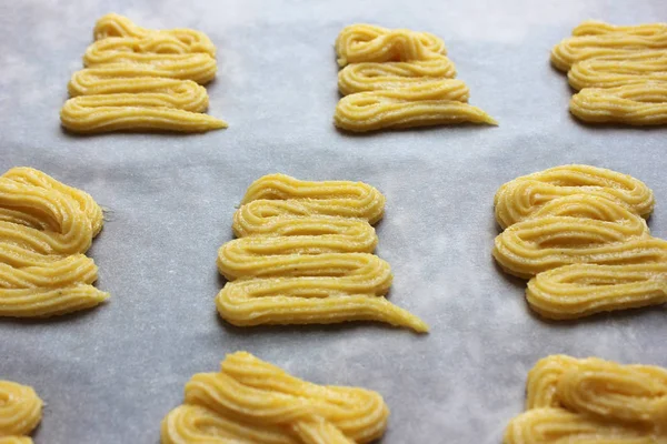 Kurabiye Pişirme kağıdı ile bir fırın tepsisine