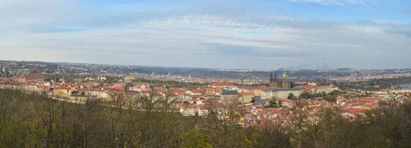 Панорама Празького Від Petrin Хілл Вид Столицю Чеської Республіки — стокове фото