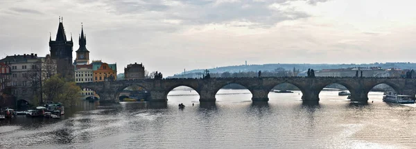 Prágai Károly Híd Panorámája Leghíresebb Híd Moldván — Stock Fotó