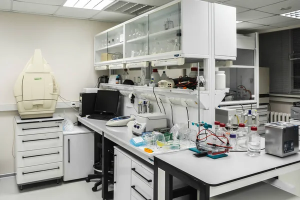 Laboratorio Biológico Moderno Interior Sala Está Equipado Para Investigación Científica — Foto de Stock