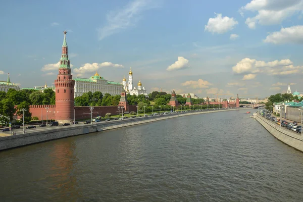 莫斯科克里姆林宫和海滨 俄罗斯首都的中心 — 图库照片
