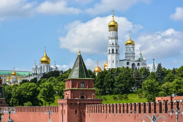 Katedr Dzwonnic Moskwy Lato Samym Sercu Stolicy Rosji — Zdjęcie stockowe