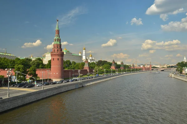 Kremlin Moscú Río Moscú Paisaje Urbano Capital Rusia Verano — Foto de Stock