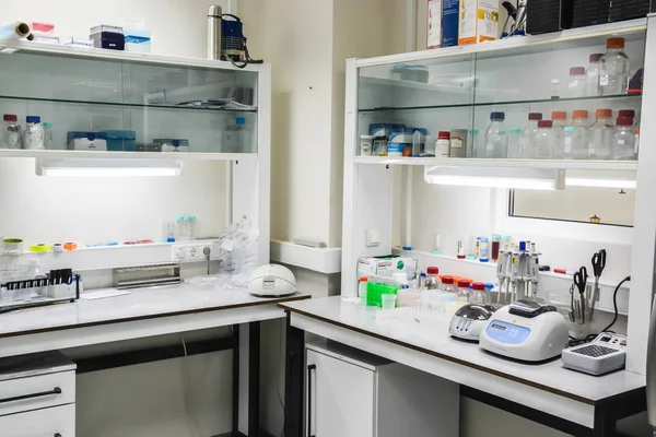 Laboratorio Biológico Moderno Interior Sala Está Equipado Para Investigación Científica — Foto de Stock