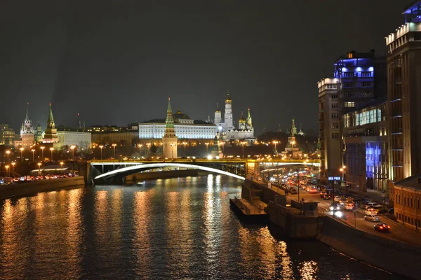 Kremlin Moscú Por Noche Vista Del Terraplén Del Kremlin Oscuridad — Foto de Stock