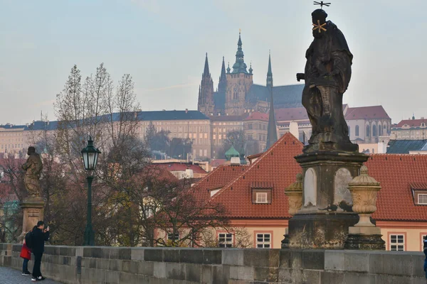 Amanhecer Ponte Charles Praga Manhã Capital Checa — Fotografia de Stock