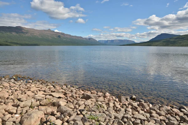 Morgon Sjön Sommar Landskap Norra Sjöarna Putorana Platån Ryssland — Stockfoto