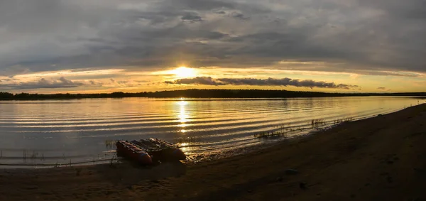 Panorama Solnedgång Vid Floden Norra Sommar Vatten Landskap Polar Ural — Stockfoto