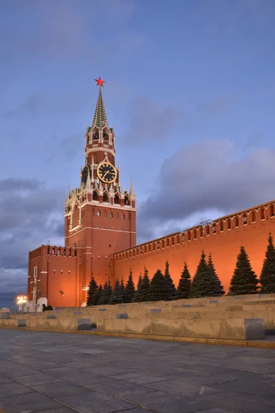 Noche en la Plaza Roja de Moscú . — Foto de Stock