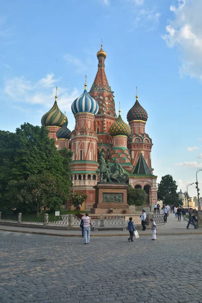 St. Basil's Cathedral in Moscow. — Stock Photo, Image