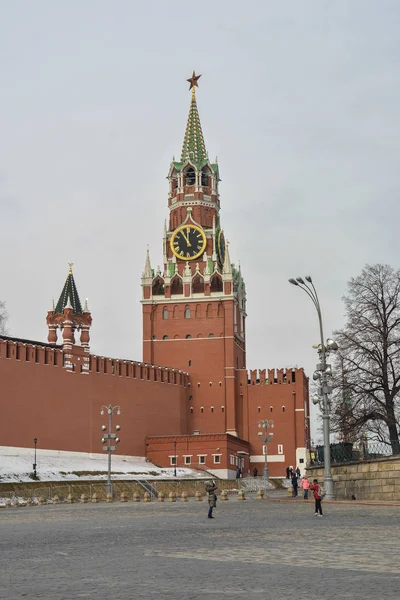 Torre Spasskaya del Kremlin. — Foto de Stock