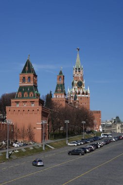 Moskova Kremlin. Rus başkentinin merkezinde güneşli bir gün..