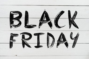 Siyah Cuma fırça ahşap plakalar beyaz boyalı rustik ahır yazı ver. Tebrik kartı veya kartpostal.