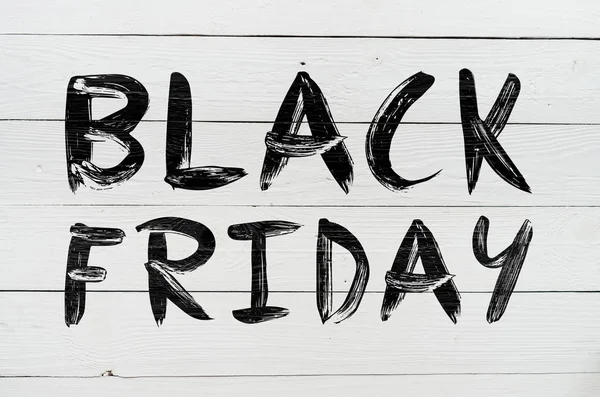 Siyah Cuma fırça ahşap plakalar beyaz boyalı rustik ahır yazı ver. Tebrik kartı veya kartpostal.