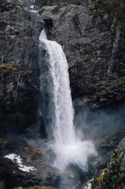 Norveç'te Manafossen şelale