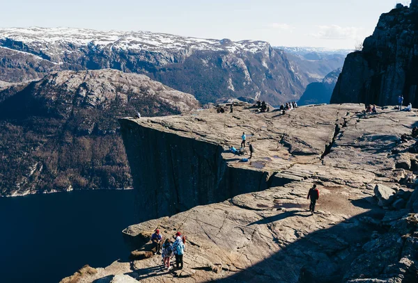 在挪威莱塞夫约登的讲坛岩 普雷克斯特伦的景色 著名的旅游景点 — 图库照片