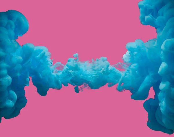 Синя Фарба Абстрактний Підводний Дим Пастельному Рожевому Фоні Кімната Тексту — стокове фото