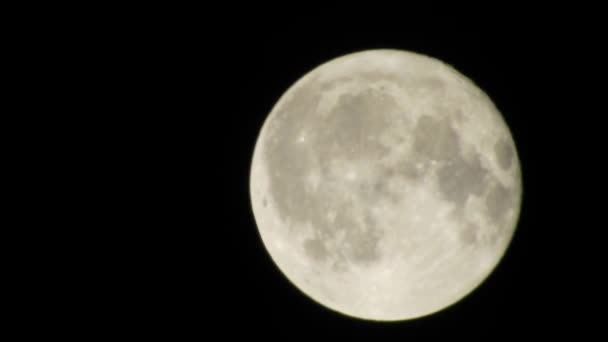 Lune Dans Ciel Nocturne Nuageux Gros Plan Vidéo — Video