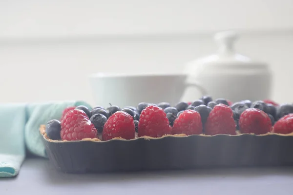 Homemade Cake Berry Homemade Breakfast Tea Pie Table White Dishes — Stock Photo, Image