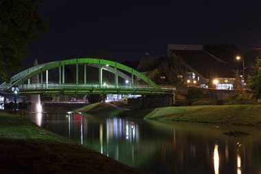 Gece, seçici odak ve küçük derinlik-in tarla, Mercek Parlaması, küçük köprü