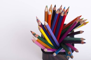 Çocuk okul ve ofis malzemeleri tablo, seçici odak ve küçük alan derinliği