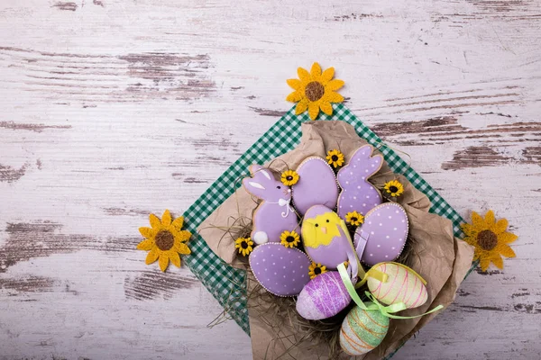 Beautiful Glazed Easter Gingerbread Cookies Wooden Table Rabbits Eggs Greeting — Stock Photo, Image